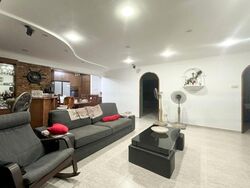 Blk 17 Toh Yi Gardens (Bukit Timah), HDB 5 Rooms #523042401